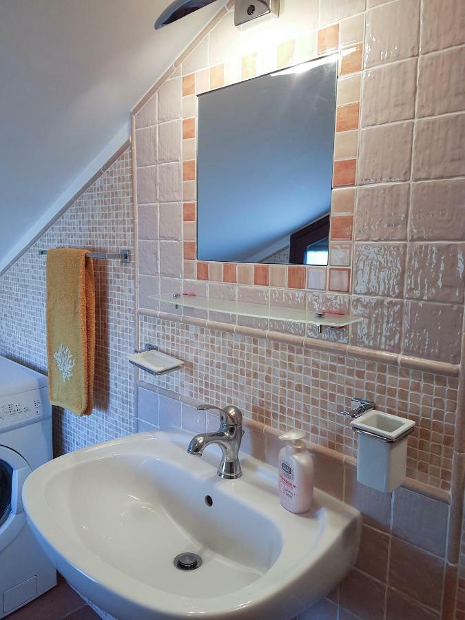 Mansarda Con Vista Piscina Villa Campofelice di Roccella Kültér fotó